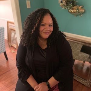 Meet your Posher, Valerie